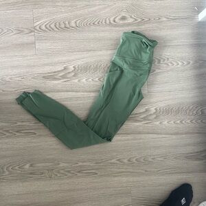 Green lululemon fast and free leggings